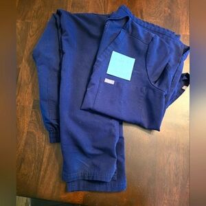 Figs scrubs